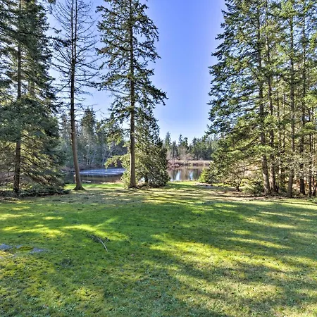Camano Island Family House With Hot Tub And Deck! Villa